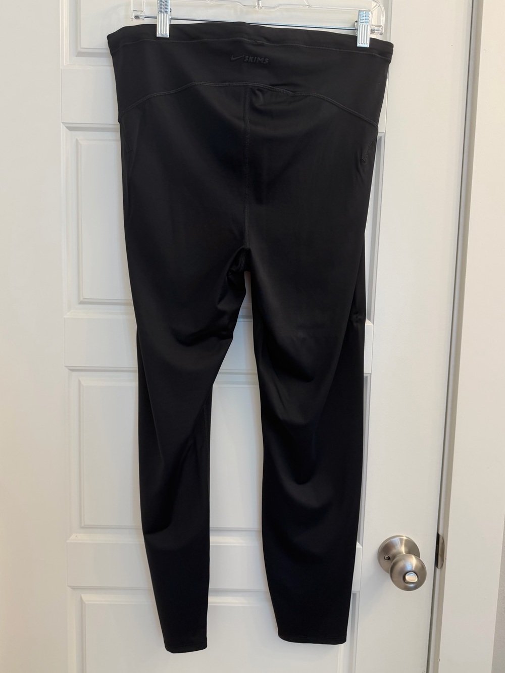 NikeSKIMS Black High-Rise Drawcord 26” Leggings